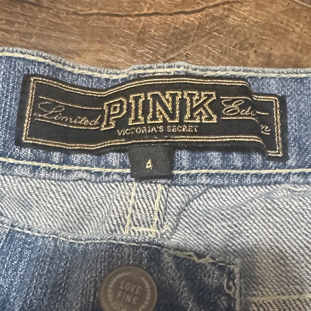 PINK Victoria’s Secret Distressed Cropped Skinny Jeans · Light Blue· Rhinestones - Picture 4 of 6
